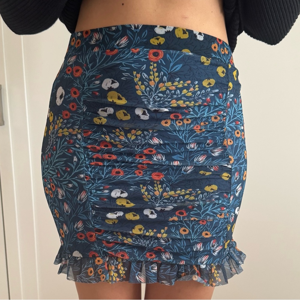 Free People bodycon Floral Blue Skirt with ruching size medium